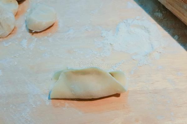 满口流鲜汁的肉三鲜馅饺子的做法图解8
