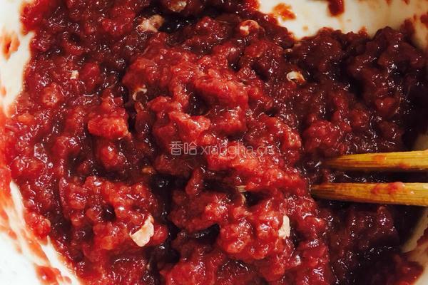梅菜牛肉馅大汤包的做法图解7