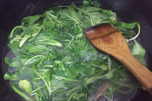 咸肉煮小青菜的做法图解2