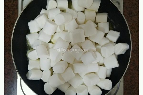 花生蔓越莓牛轧糖的做法图解3