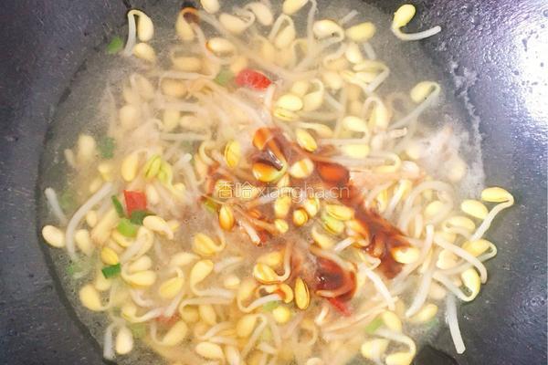黄豆芽炒肉的做法图解10