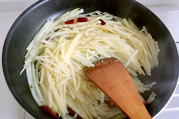 酸辣土豆丝的做法图解10