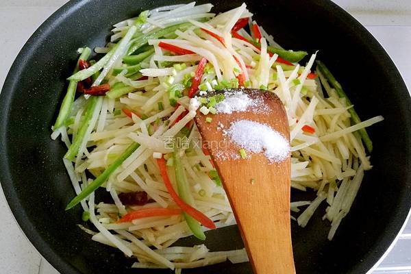 酸辣土豆丝的做法图解12