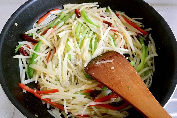酸辣土豆丝的做法图解13