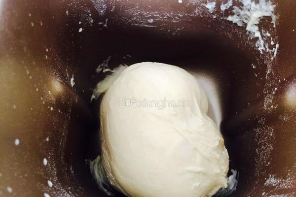 奶香蜜豆椰蓉包的做法图解4