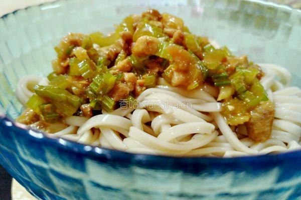 芹菜肉酱卤的做法图解10