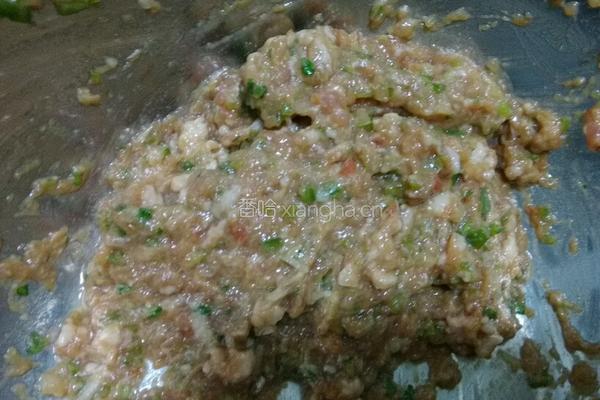 西红柿猪肉水饺的做法图解4