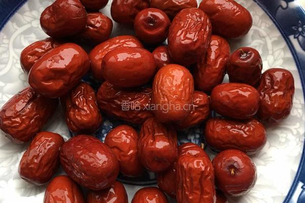 红枣夹糯米的做法图解2