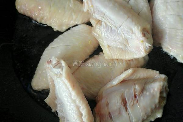 冰糖蚝油鸡翅的做法图解3