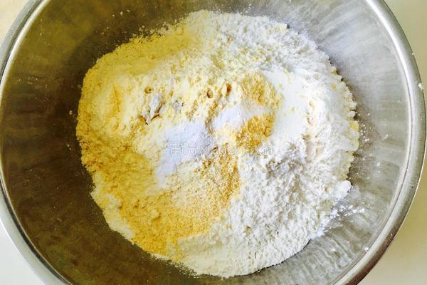 玉米花卷的做法图解2