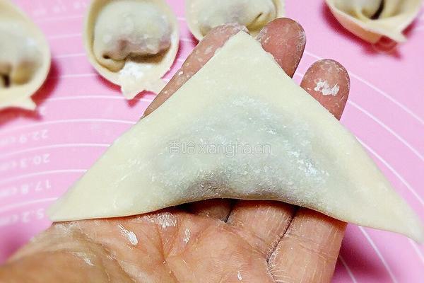 猫耳朵馄饨～芹菜鲜肉馅的做法图解3