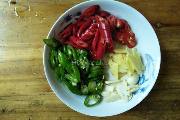 红烧香菇的做法图解2