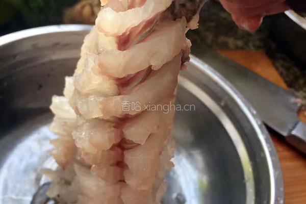 松鼠鱼的做法图解1