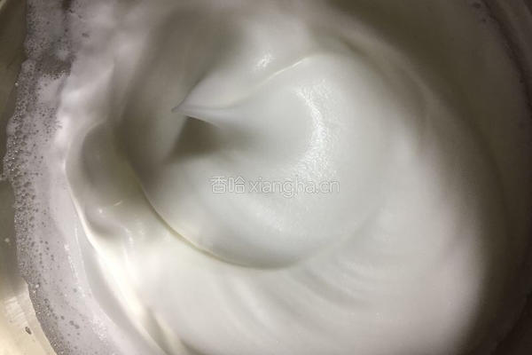 芒果蛋糕卷的做法图解6