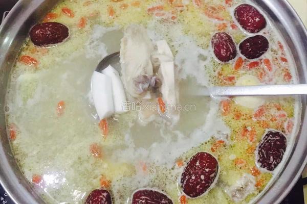 椰汁广西八角鸡火锅