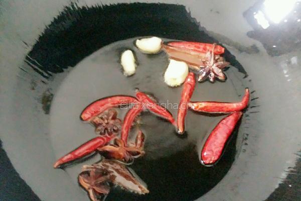 土豆炖排骨的做法图解3