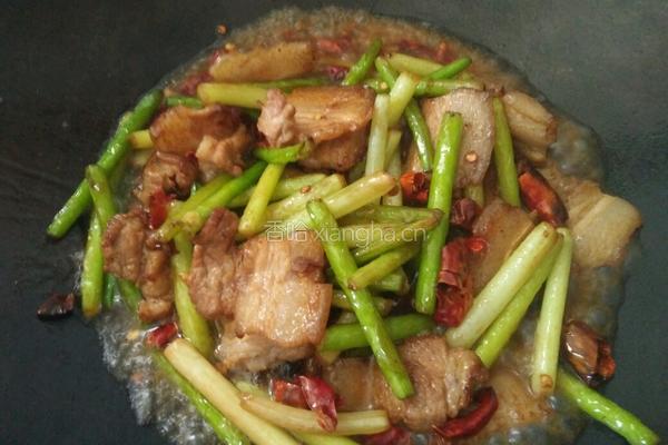 蒜苔炒肉的做法图解11