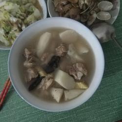 山药灵芝排骨汤的做法[图]