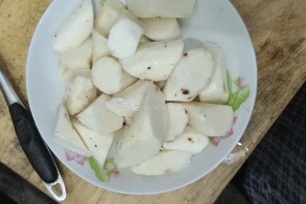 山药灵芝排骨汤的做法图解2
