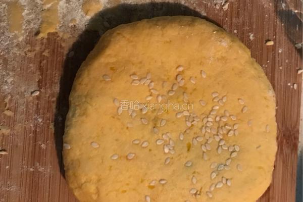 南瓜豆沙饼的做法图解6