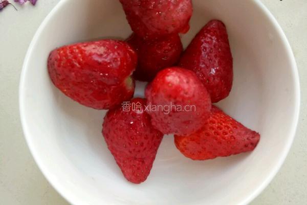 手工草莓汤圆的做法图解1