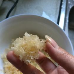 通江银耳汤的做法[图]
