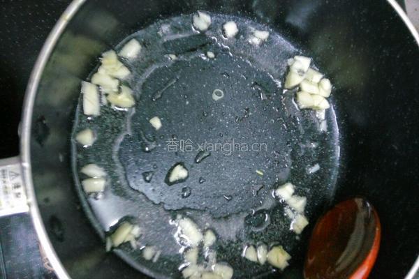 包菜炒龙口粉丝的做法图解2