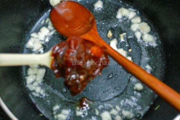 包菜炒龙口粉丝的做法图解3