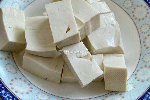 米浆鲫鱼豆腐汤的做法图解2