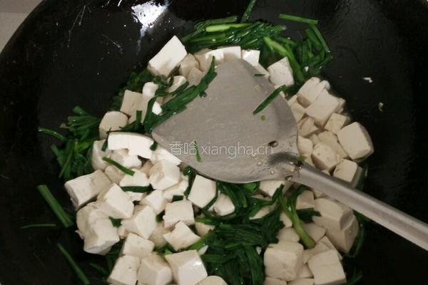 小葱烧豆腐的做法图解2