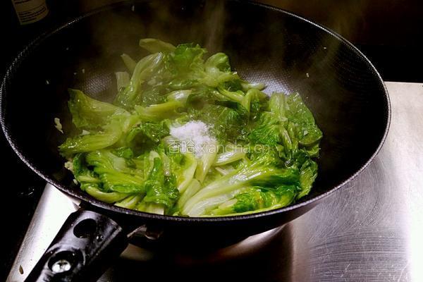炝炒生菜的做法图解6