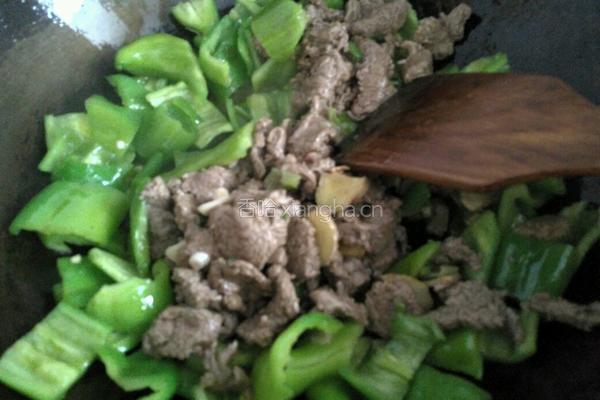 尖椒牛肉片的做法图解10