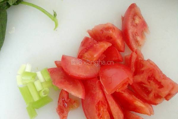 西红柿菠菜鸡蛋面的做法图解2