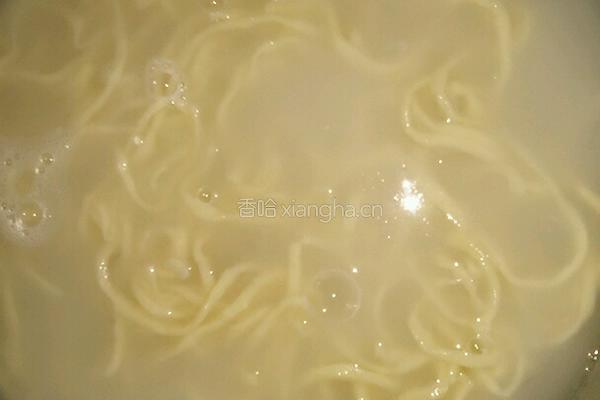 肉酱香菇面的做法图解6