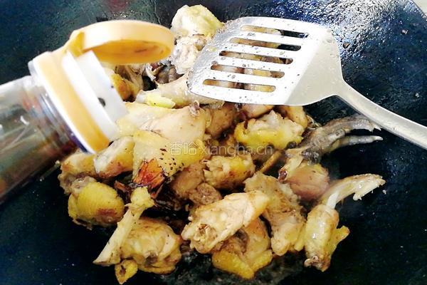 小土鸡炖蘑菇的做法图解8