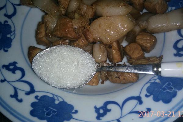 春笋红烧肉的做法图解2