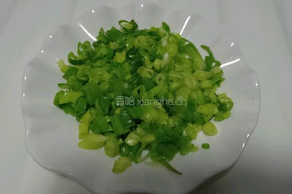 小葱拌豆腐的做法图解3