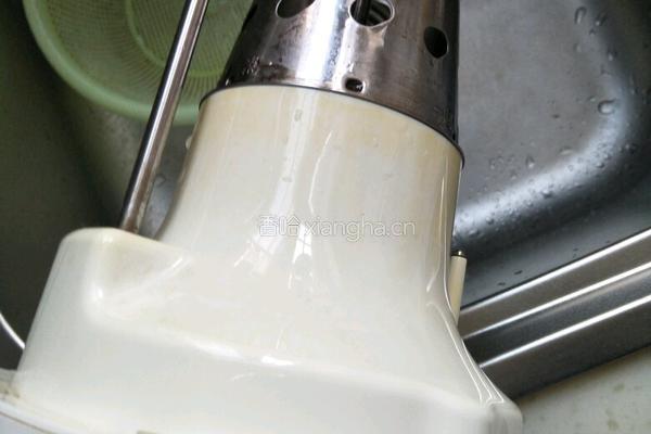 坚果豆浆的做法图解4