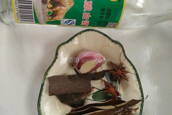 酸辣肥肠的做法图解5