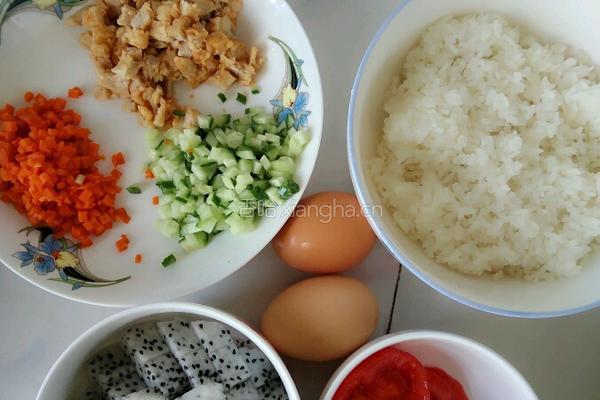 炒米饭的做法图解1