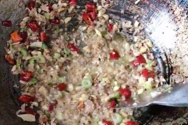 干煸豆角的做法图解3