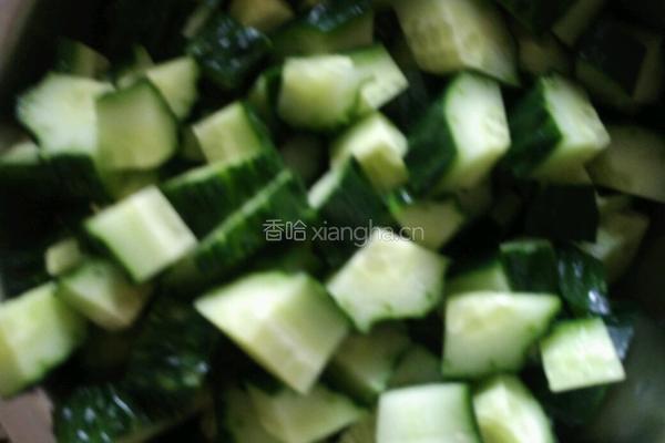 酱爆鸡丁的做法图解2