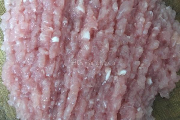 瘦肉冬瓜汤的做法图解2