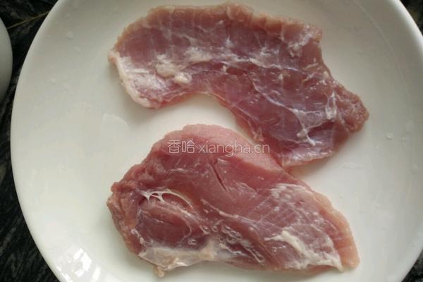 初学者’家庭版黑椒猪排的做法图解1