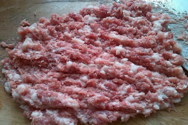 韭菜猪肉馅水饺的做法图解4