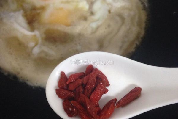 米酒煮鸡蛋的做法图解3