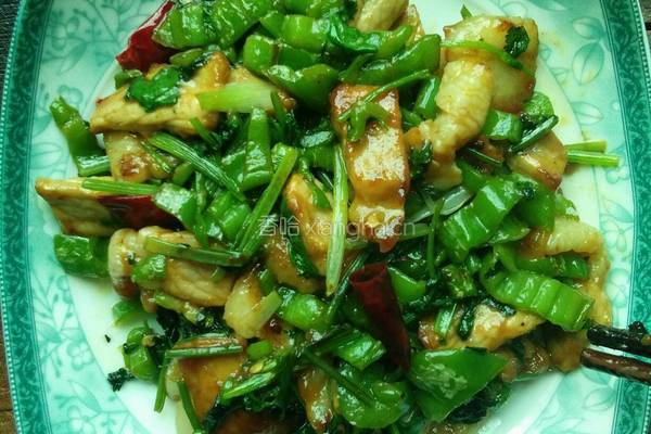香菜青椒小炒肉的做法图解6