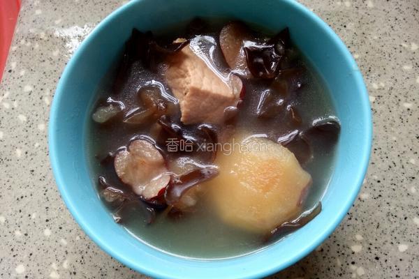 黑木耳萍果瘦肉汤