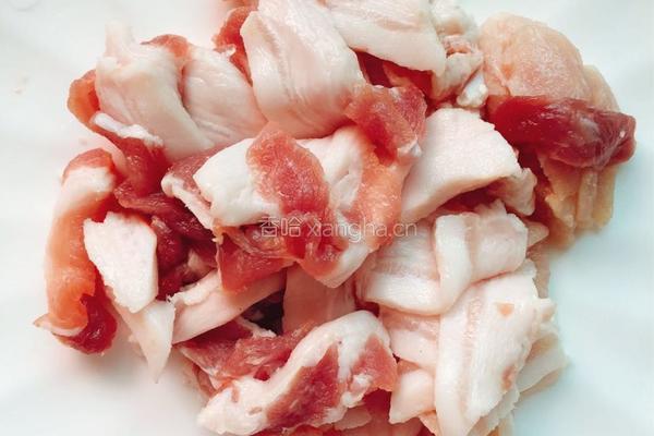 芹菜炒肉的做法图解3