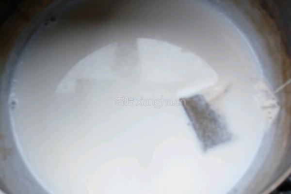 自制奶茶的做法图解2